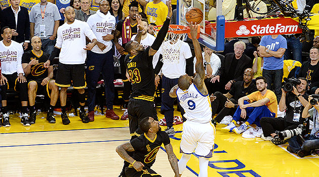 nba-finals-game-7-cavs-warriors-lebron-james-block-andre-iguodala.jpg